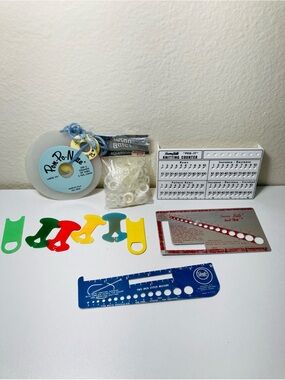 Vintage Knitting Notions: Stitch Holders, 3 knit check‎ sizers, Pom Pom maker